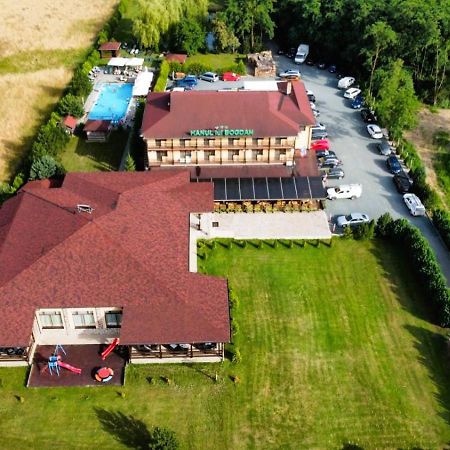 Hanul Lui Bogdan Economy Inn Făget Екстериор снимка