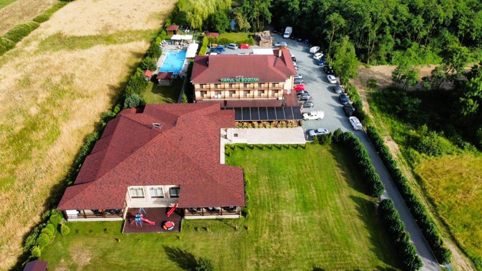 Hanul Lui Bogdan Economy Inn Făget Екстериор снимка